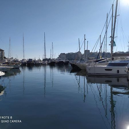 Апартаменти Με Θεα Το Λιμανι Пірей Екстер'єр фото