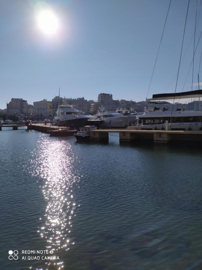 Апартаменти Με Θεα Το Λιμανι Пірей Екстер'єр фото